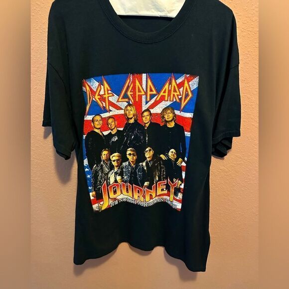 Journey & Def Leppard 2018 Tour shirt - Picture 1 of 6